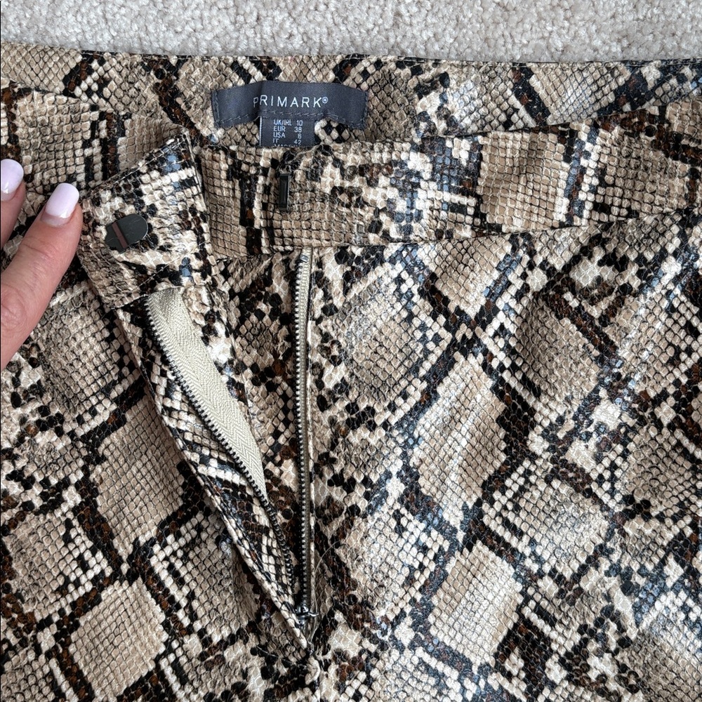 Snake Pants - Picture 4 of 11